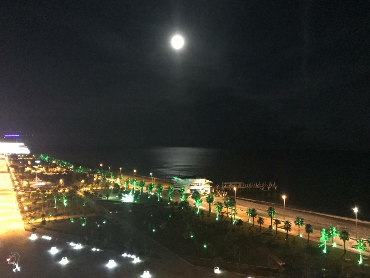Batumi Beach Tower Ngoại thất bức ảnh