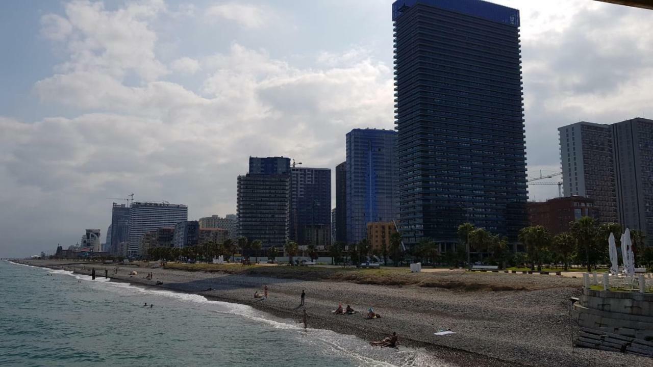 Batumi Beach Tower Ngoại thất bức ảnh
